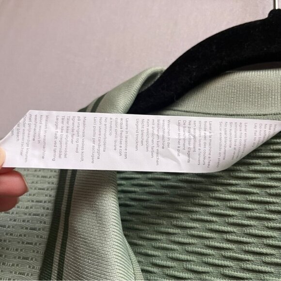 NWT Fabletics The Fairway Golf Polo Sz S - Picture 8 of 11